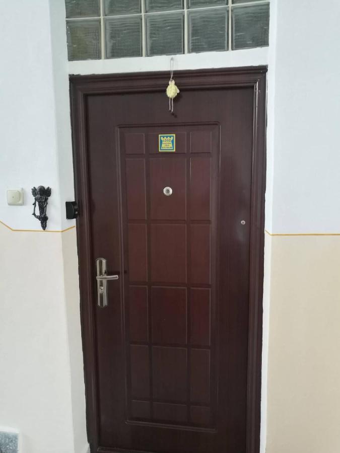 Ferienwohnung Zsolnay Apartman Pécs Exterior foto